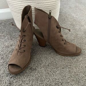 Altar'd State Tan Ankle Boots Open Toe Women's Size 8 Fall Winter Casual Boho‎